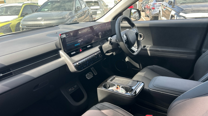 Hyundai IONIQ 5 239kW Ultimate 84 kWh 5dr AWD Auto Electric Hatchback - Image 9